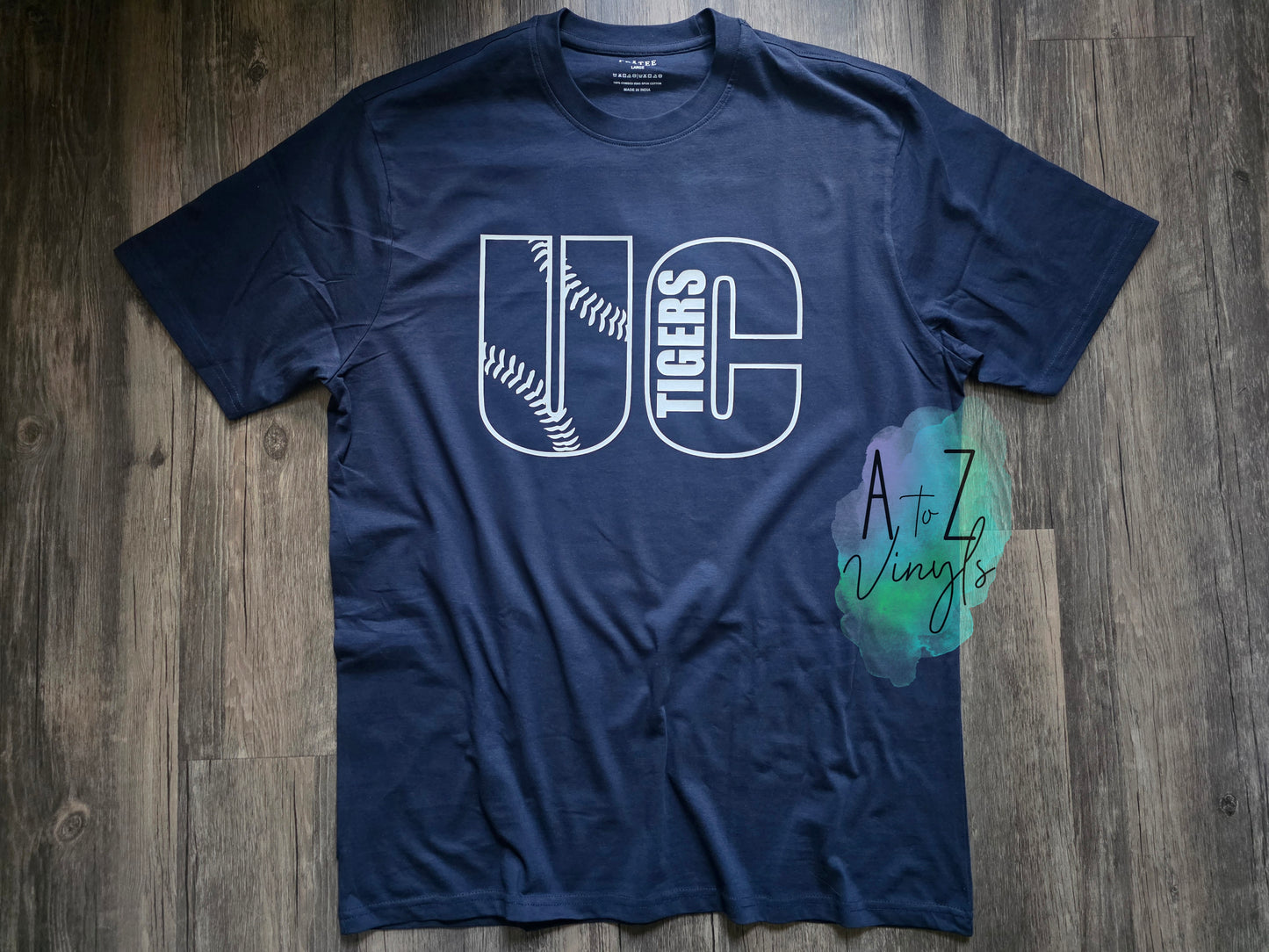 Adult Unisex  - UC Tigers outline